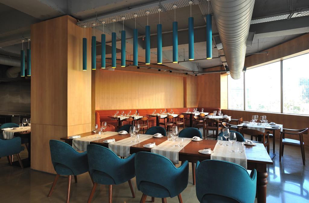 The Anya Hotel-Golf Course Road Gurgaon Exterior foto